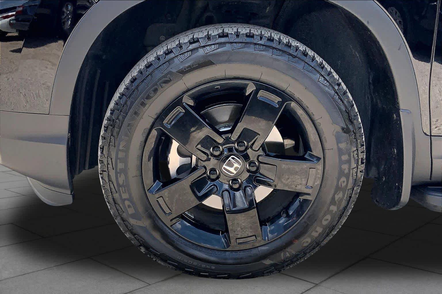 Used 2026 Honda Ridgeline Black Edition image 10