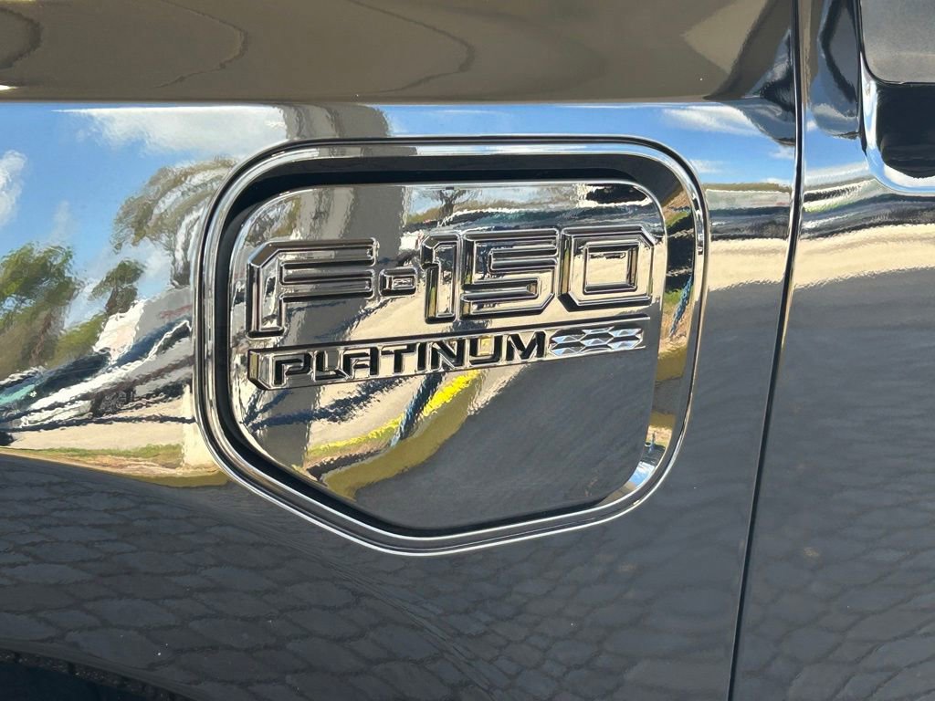 Used 2023 Ford F150 Lightning Platinum image 20
