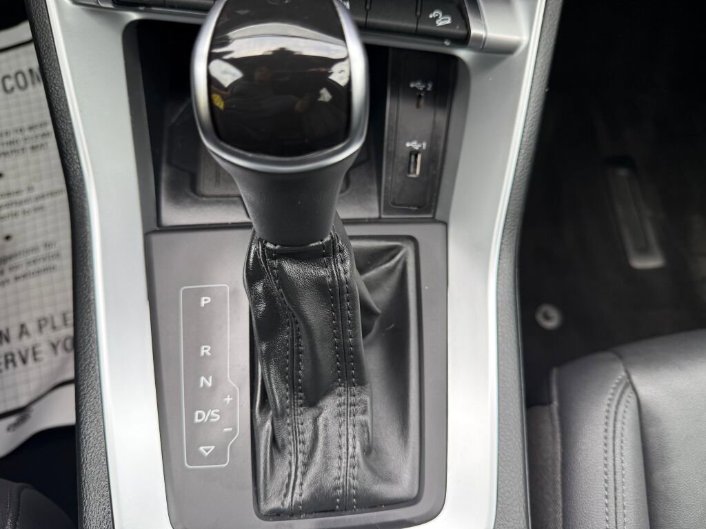 Used 2020 Audi Q3 2.0T Premium Plus image 20