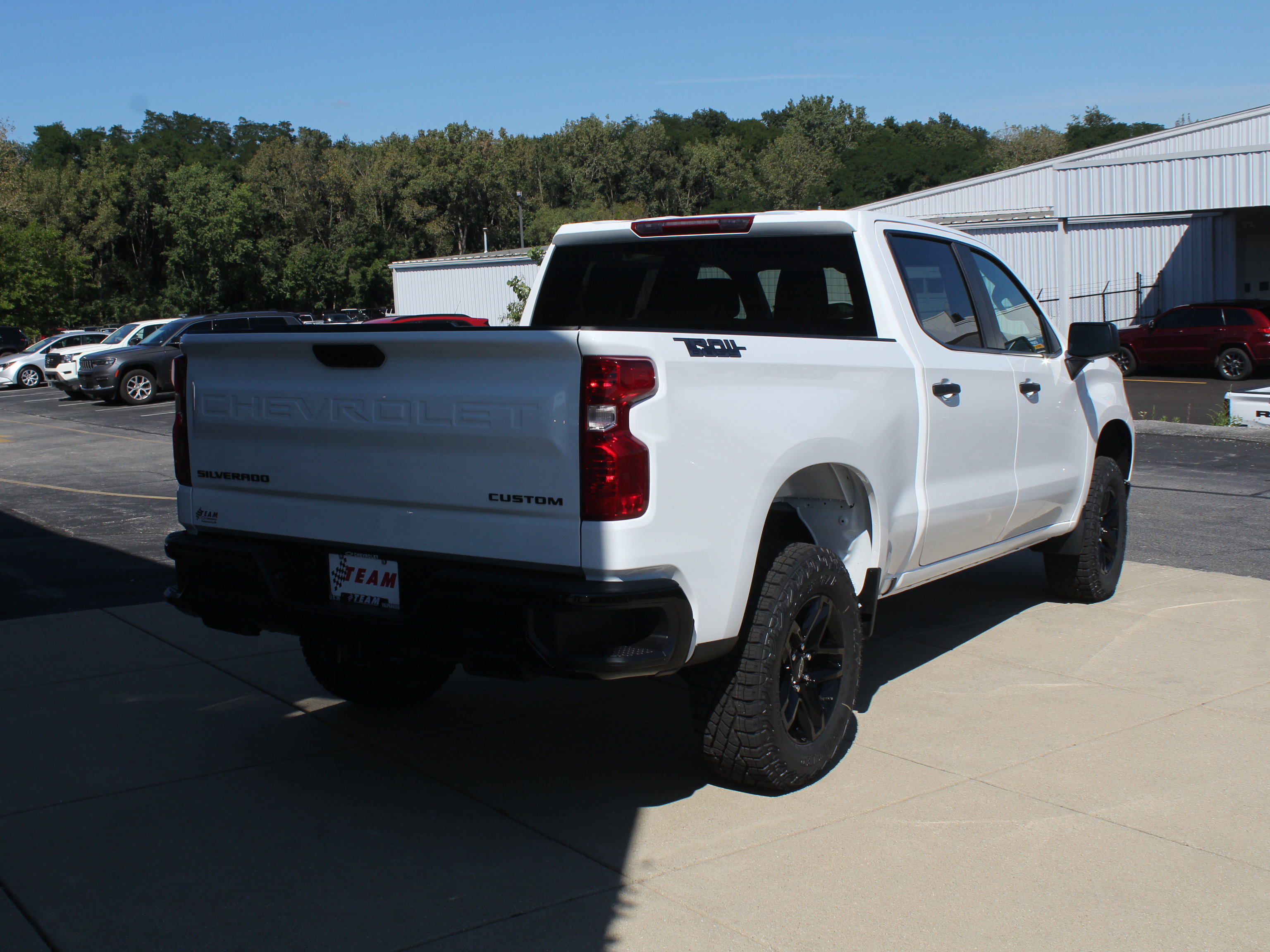 New 2026 Chevrolet Silverado 1500 Custom Trail Boss w/ Dark Appearance Package AWD/4WD image 6