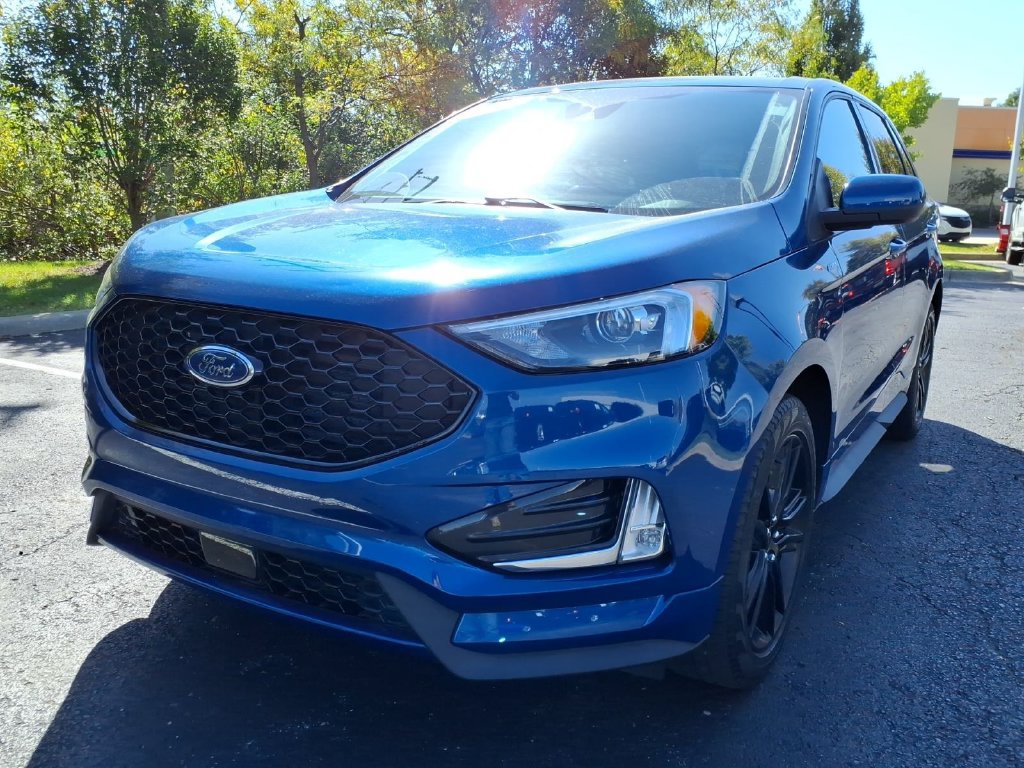 Certified 2023 Ford Edge ST-Line w/ Class II Trailer Tow Package AWD/4WD image 1