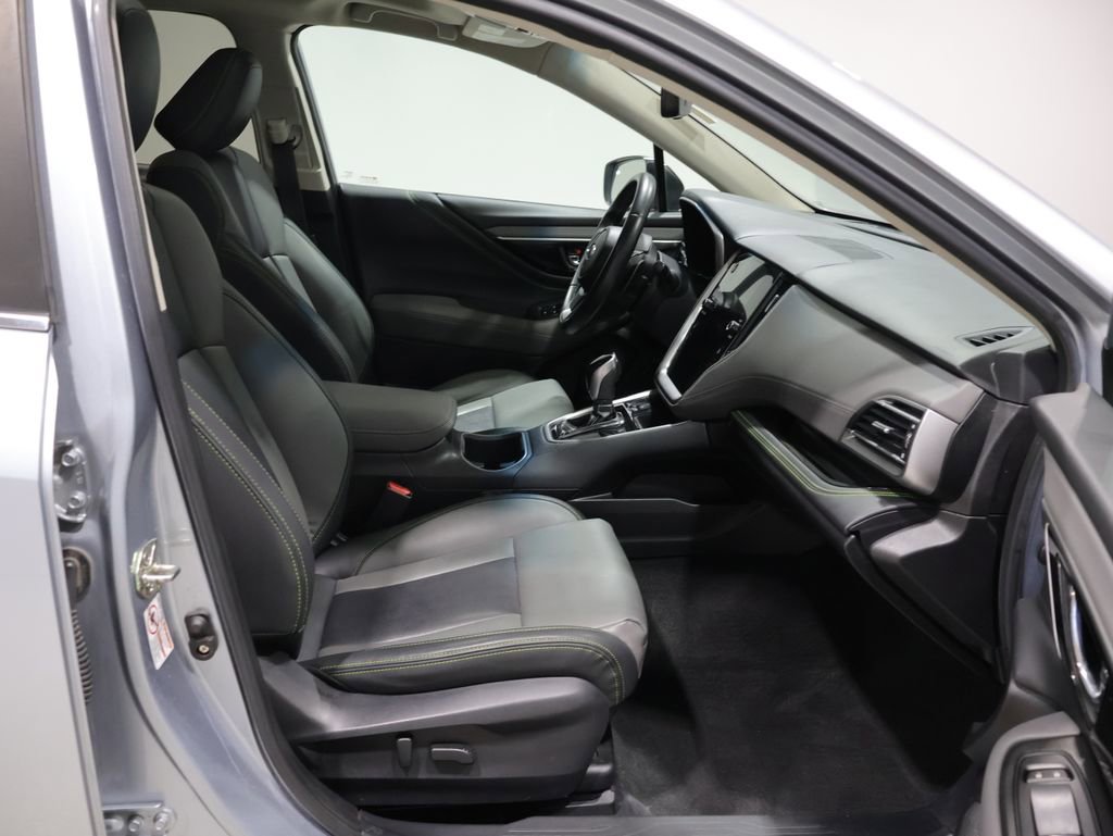 Used 2020 Subaru Outback Onyx Edition XT w/ Popular Package #2 AWD/4WD image 24