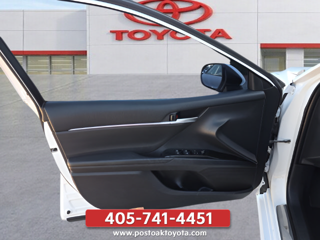 Used 2018 Toyota Camry LE w/ Protection Package (Q2) FWD image 13