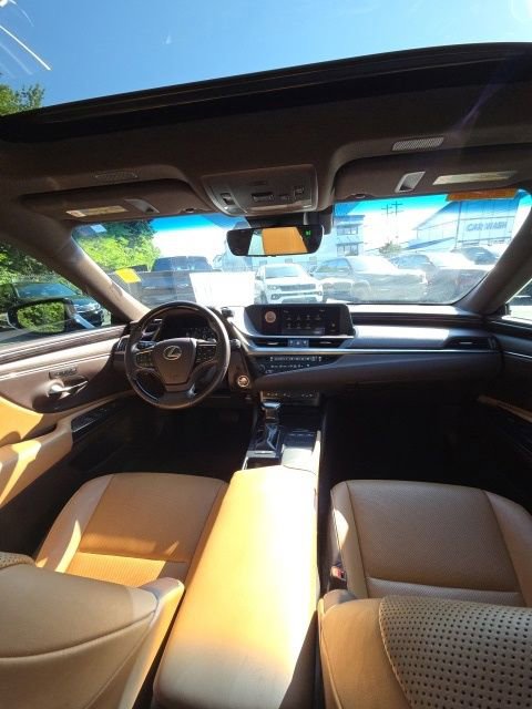 Used 2019 Lexus ES 350 w/ Premium Package FWD image 28