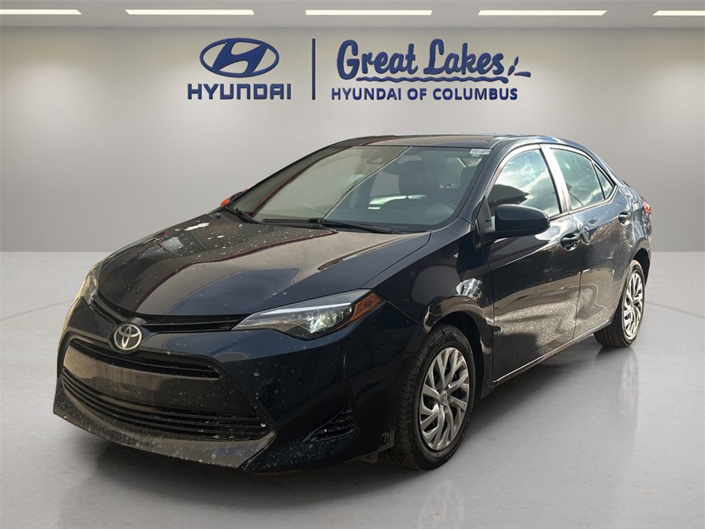 Used 2019 Toyota Corolla LE image 1
