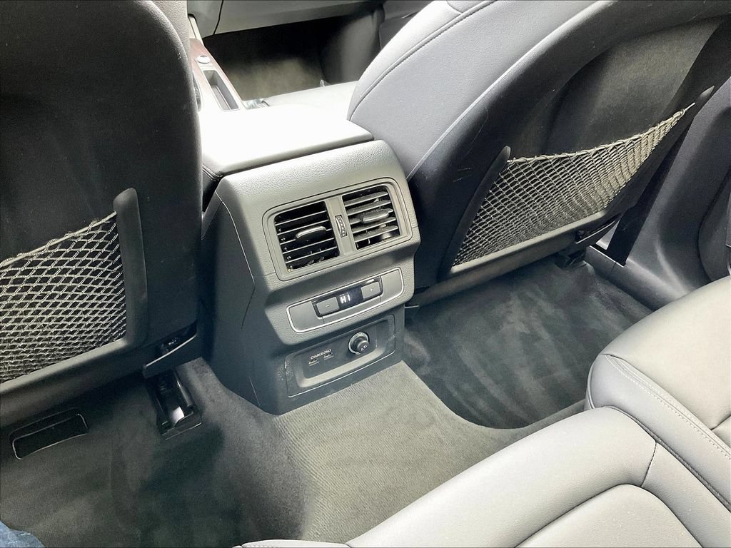 Used 2022 Audi Q5 2.0T Premium AWD/4WD image 10
