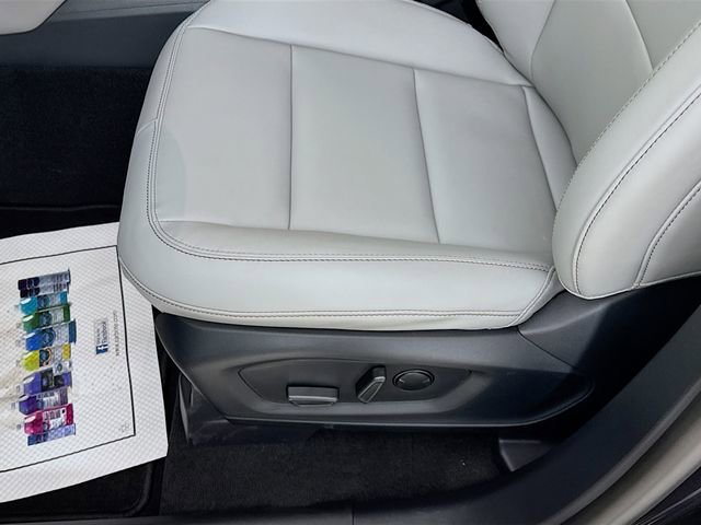 New 2026 Ford Explorer Active image 18