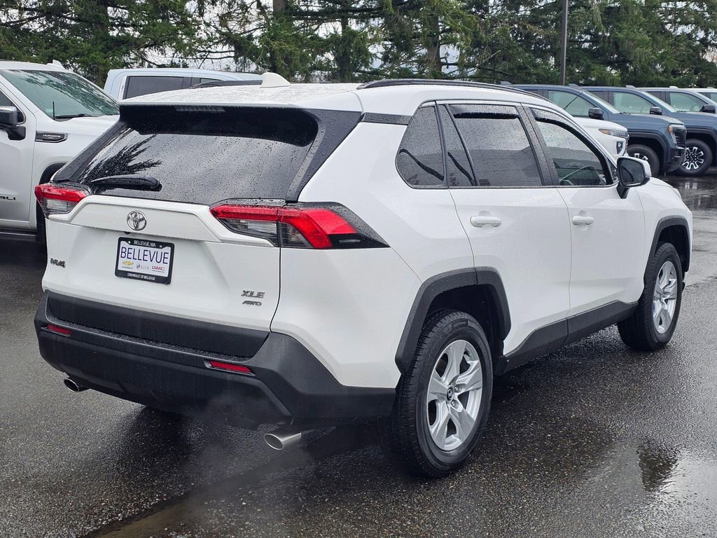 Used 2020 Toyota RAV4 XLE w/ Convenience Package AWD/4WD image 5