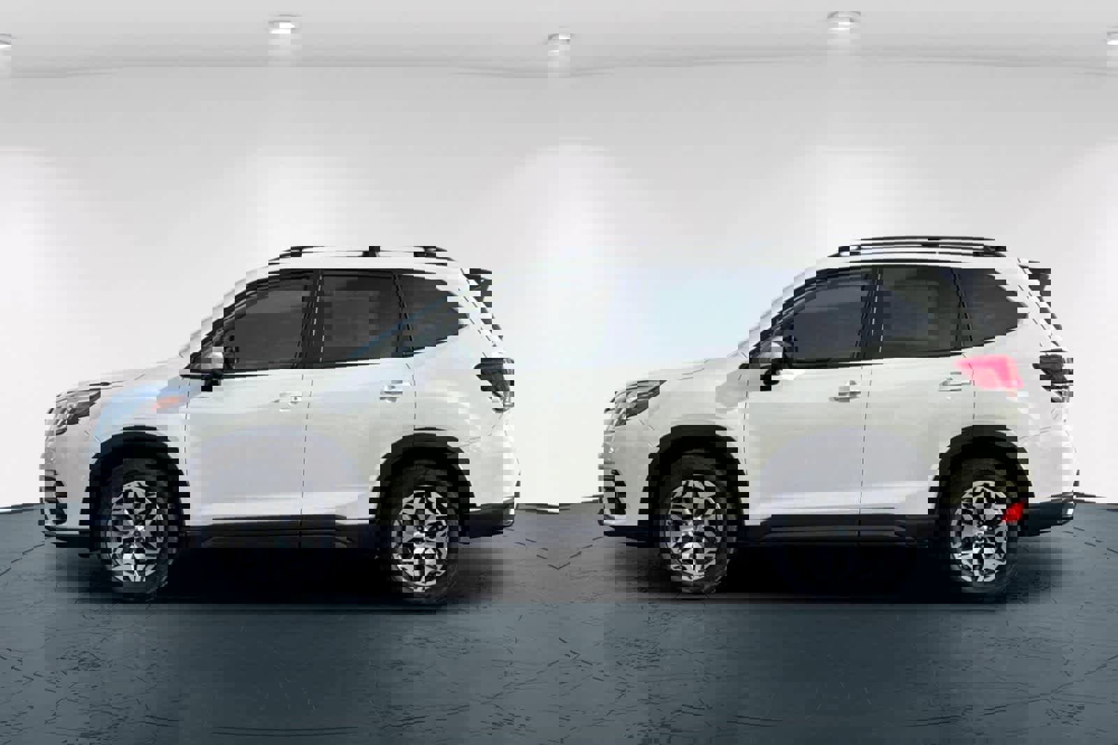 Used 2024 Subaru Forester Premium image 9