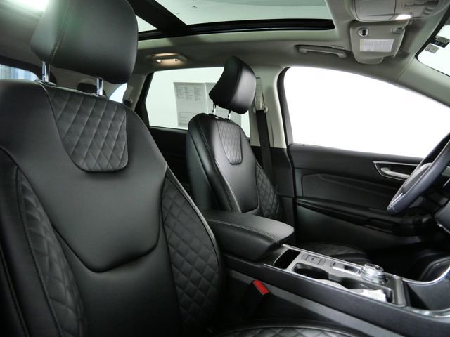 Certified 2023 Ford Edge Titanium w/ Class II Trailer Tow Package AWD/4WD image 12