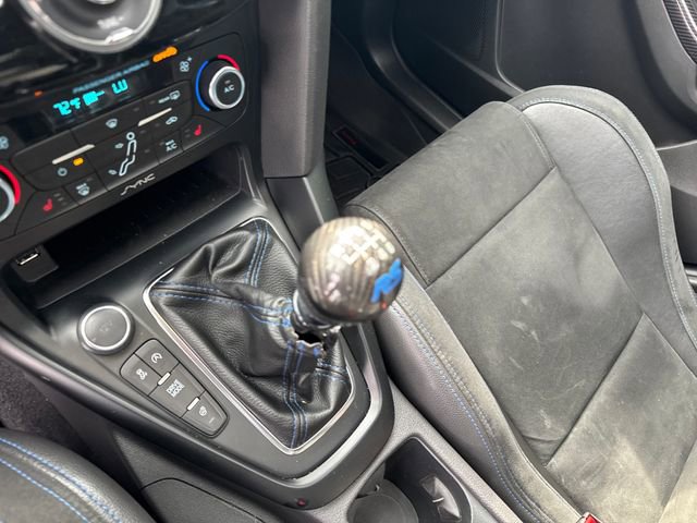 Used 2017 Ford Focus RS image 24