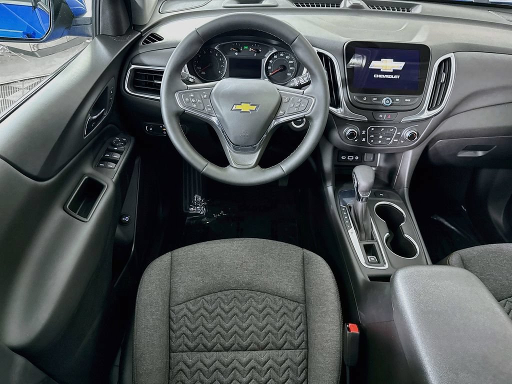 Used 2024 Chevrolet Equinox LT FWD image 3
