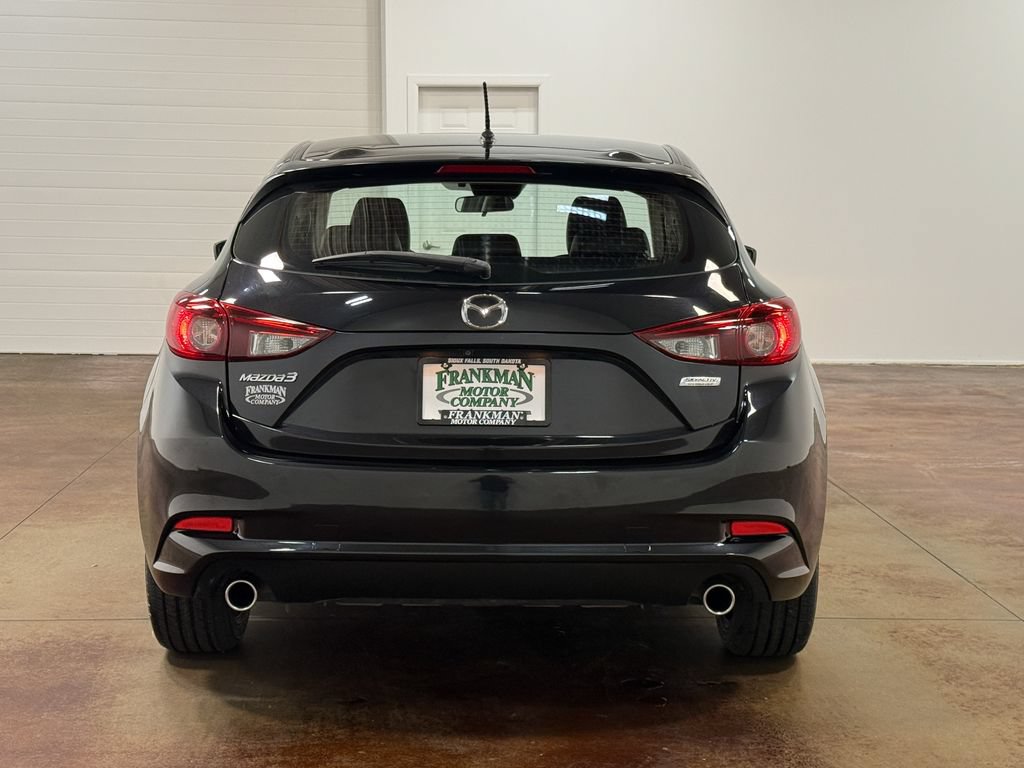 Used 2018 MAZDA MAZDA3 Touring FWD image 25