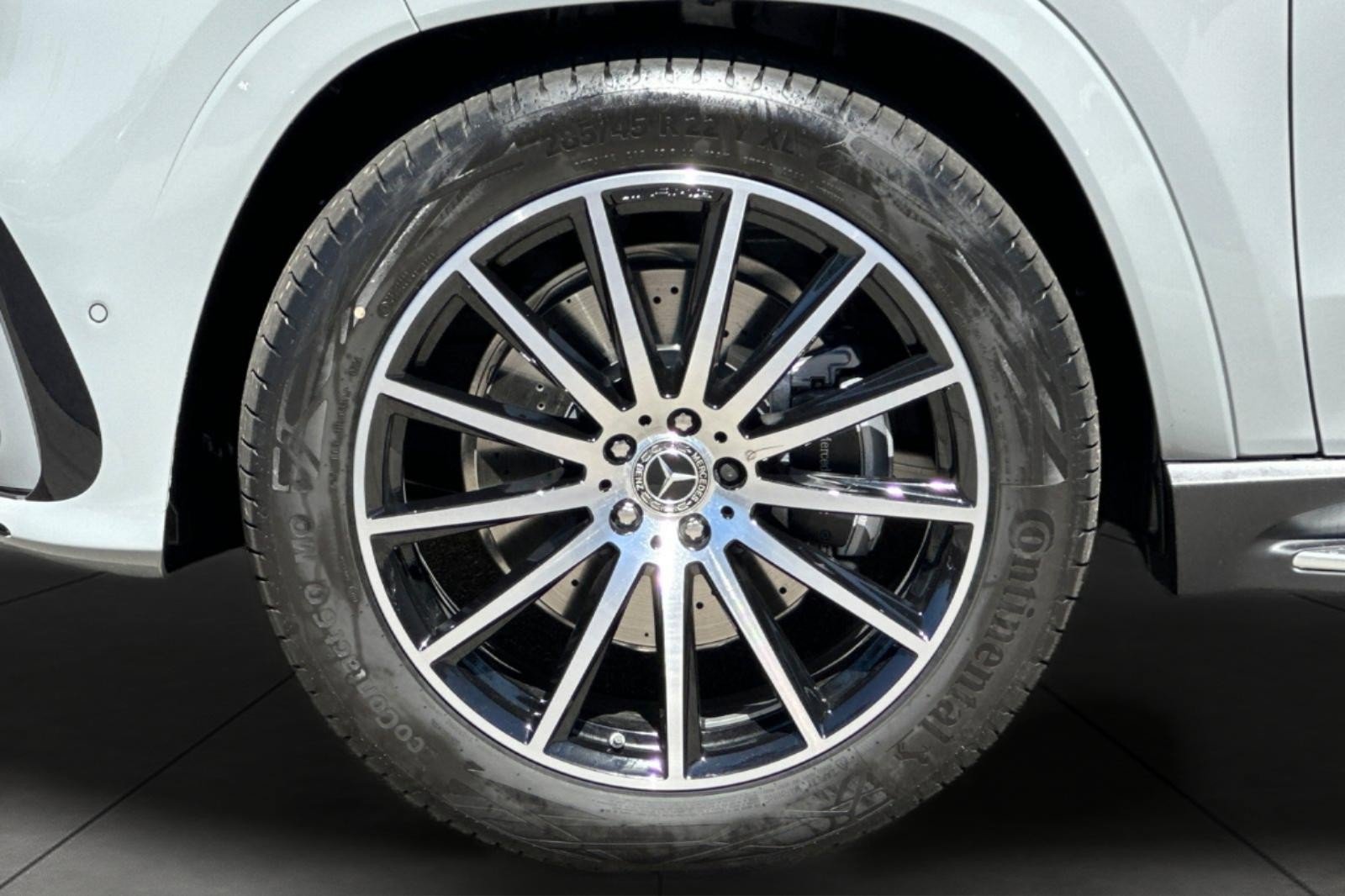 New 2026 Mercedes-Benz GLS 450 4MATIC image 27