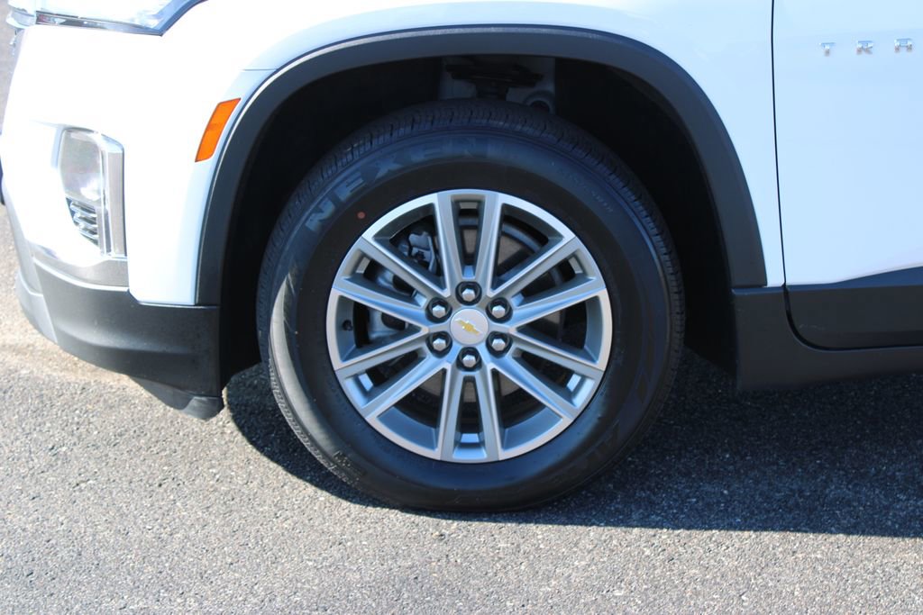 Used 2023 Chevrolet Traverse LT image 19