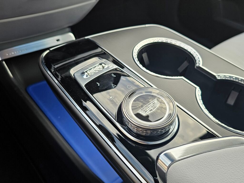 New 2026 Cadillac Lyriq Luxury image 33