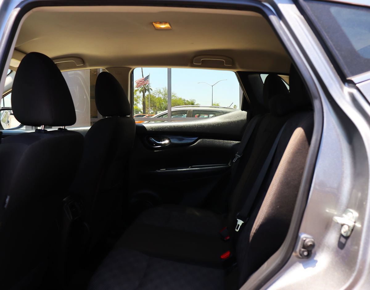 Used 2019 Nissan Rogue Sport SV FWD image 33