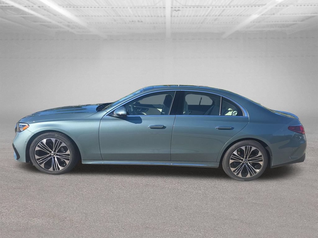 New 2026 Mercedes-Benz E 350 4MATIC Sedan image 2