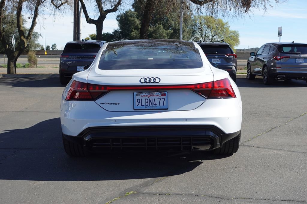 Used 2024 Audi e-tron GT Premium Plus image 6