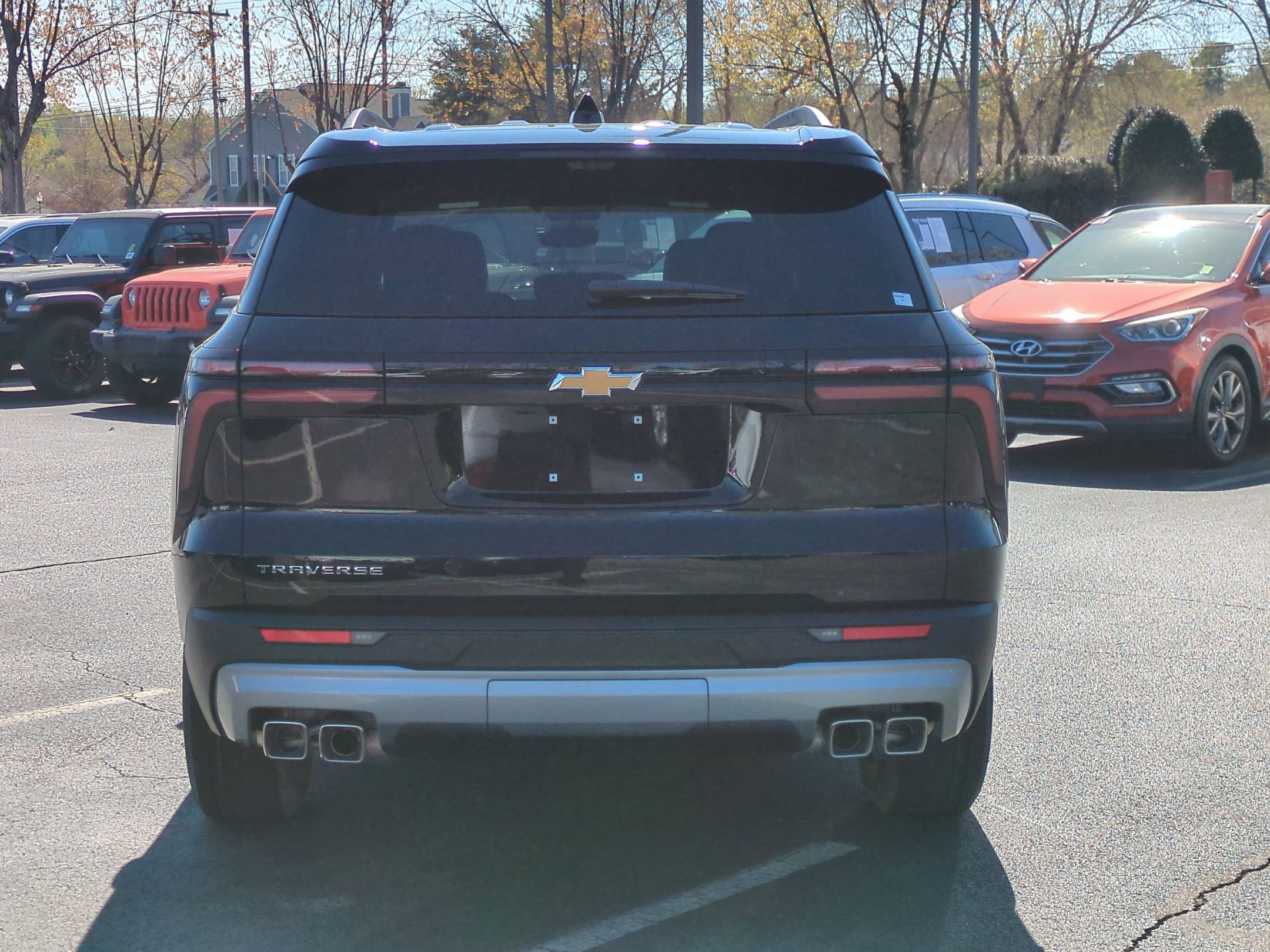 New 2026 Chevrolet Traverse LT w/ Driver Confidence Package FWD image 8