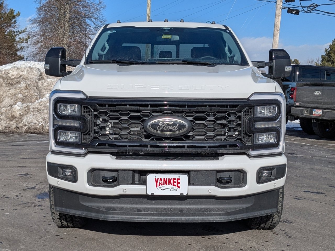 New 2026 Ford F350 Lariat w/ Black Appearance Package image 7