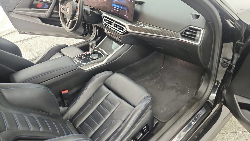 Used 2024 BMW M2 w/ Lighting Package RWD image 26