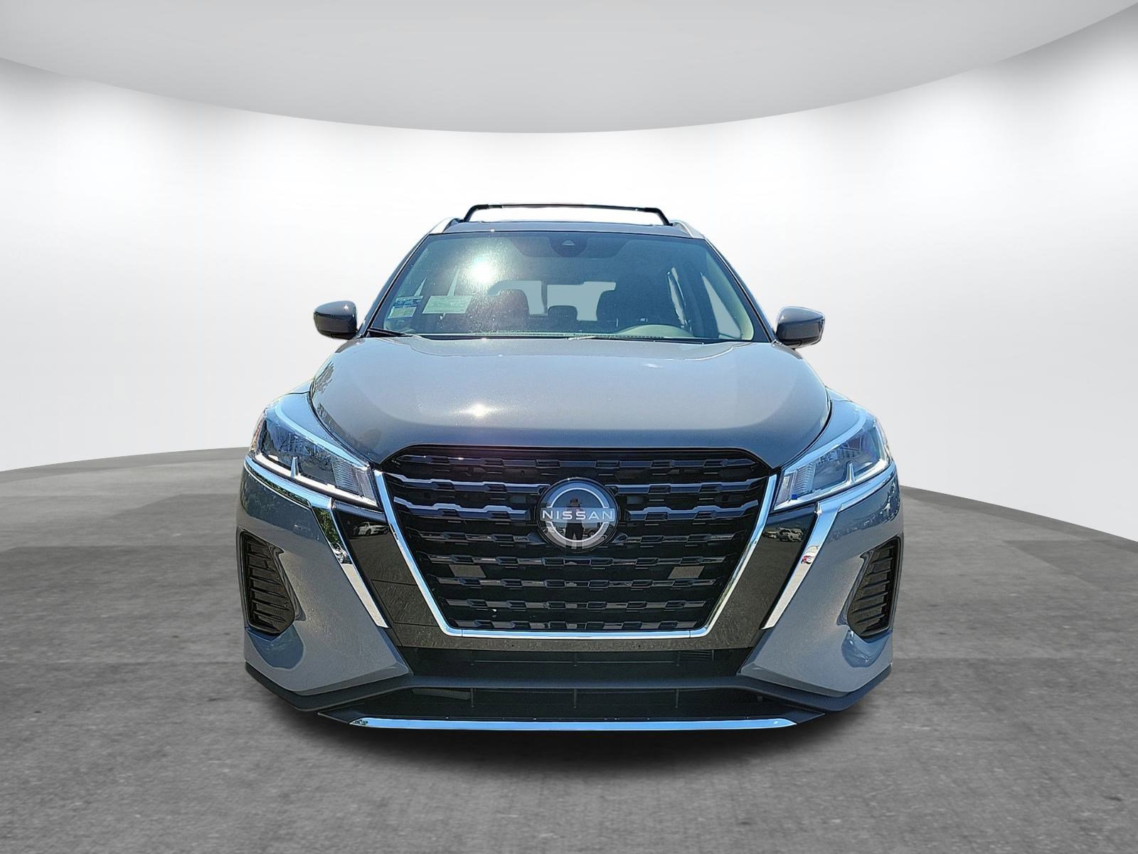 New 2024 Nissan Kicks SV w/ Interior Electronics Package image 2