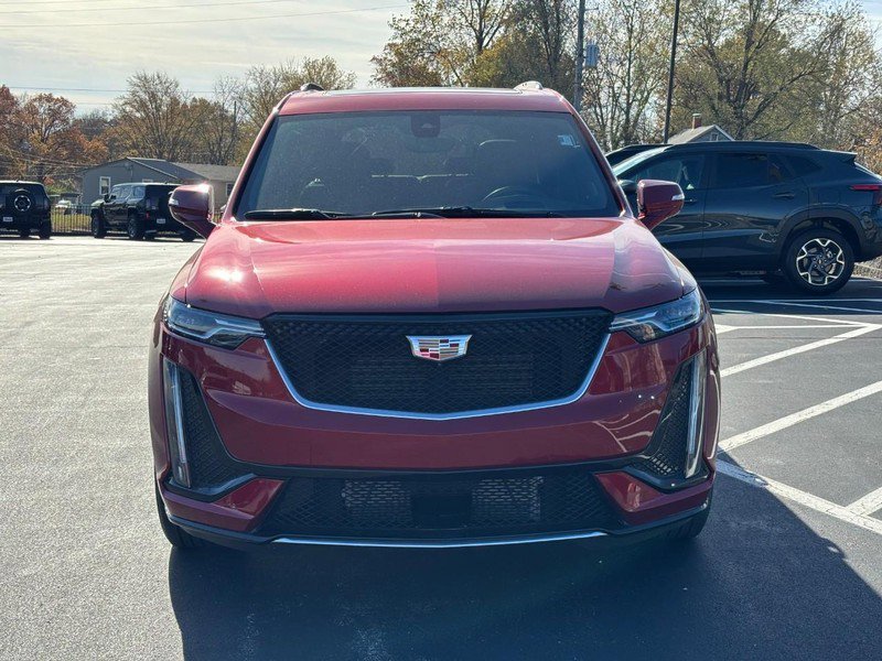 Used 2024 Cadillac XT6 Sport w/ Technology Package image 9