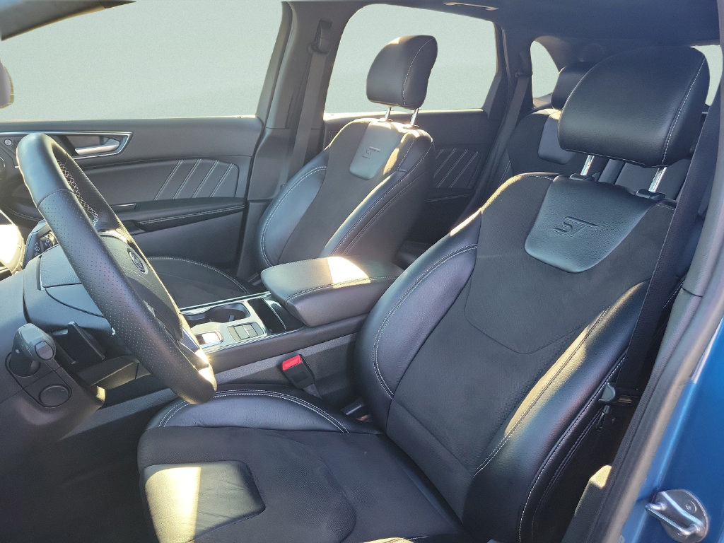 Used 2019 Ford Edge ST w/ Equipment Group 401A AWD/4WD image 19