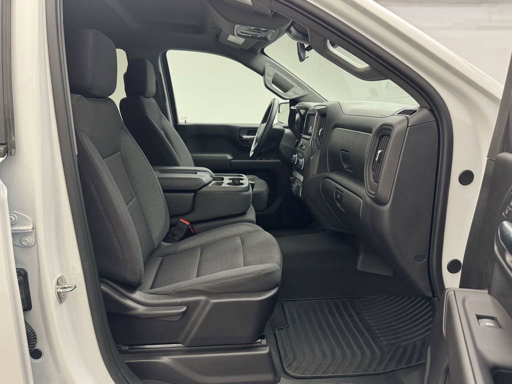 Used 2024 Chevrolet Silverado 1500 Custom image 23