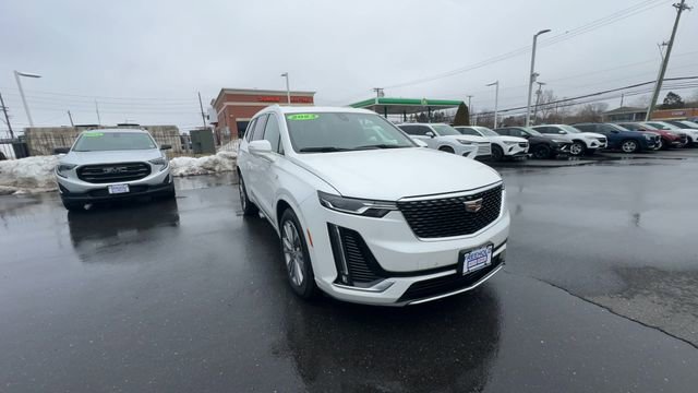 Certified 2023 Cadillac XT6 Premium Luxury image 2