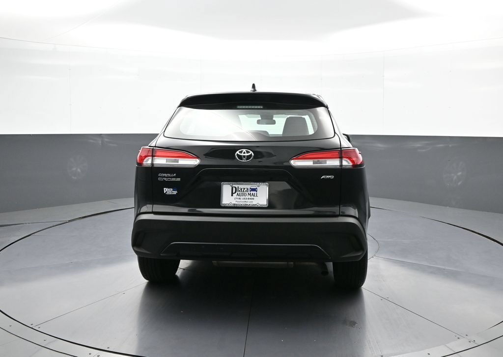 Certified 2022 Toyota Corolla Cross L AWD/4WD image 7