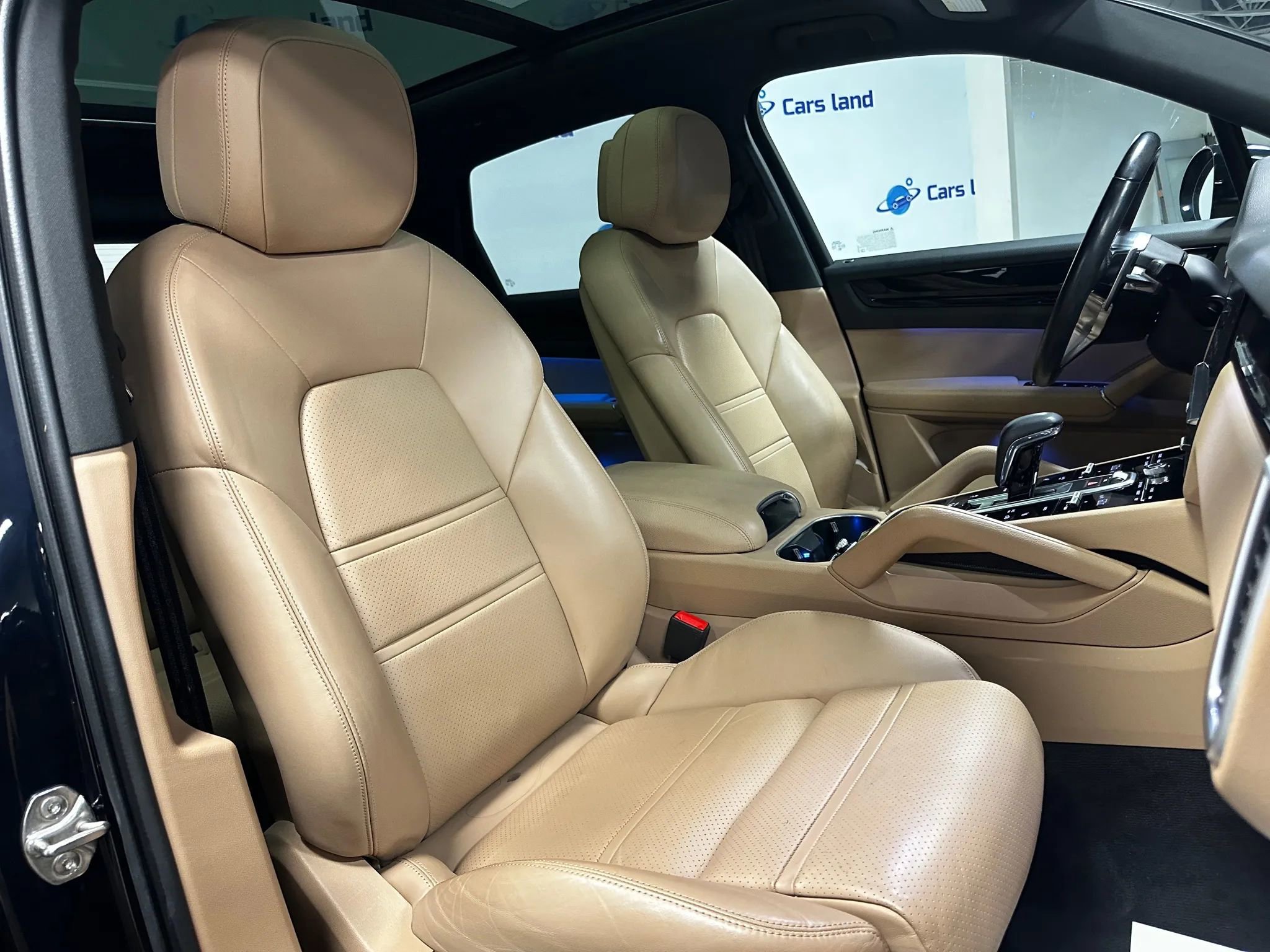 Used 2022 Porsche Cayenne Sport Utility 4D image 26