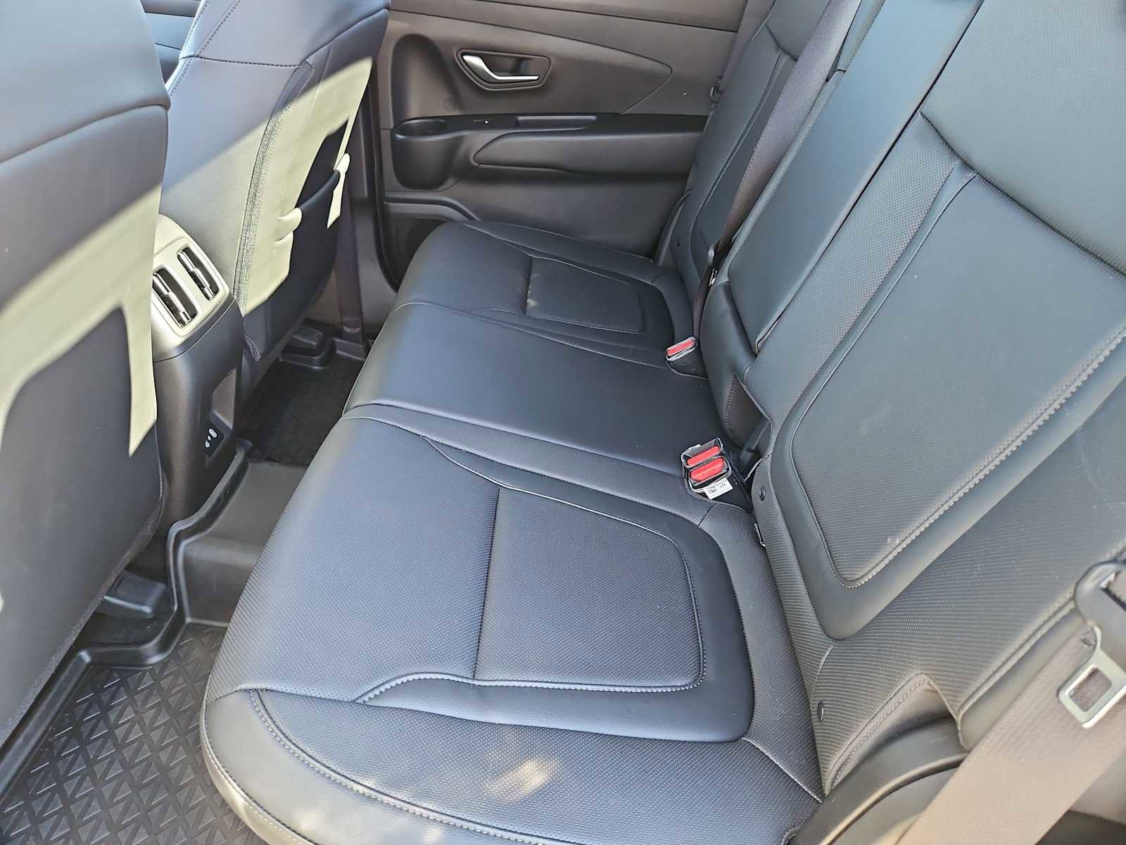 Certified 2025 Hyundai Santa Cruz SEL image 20