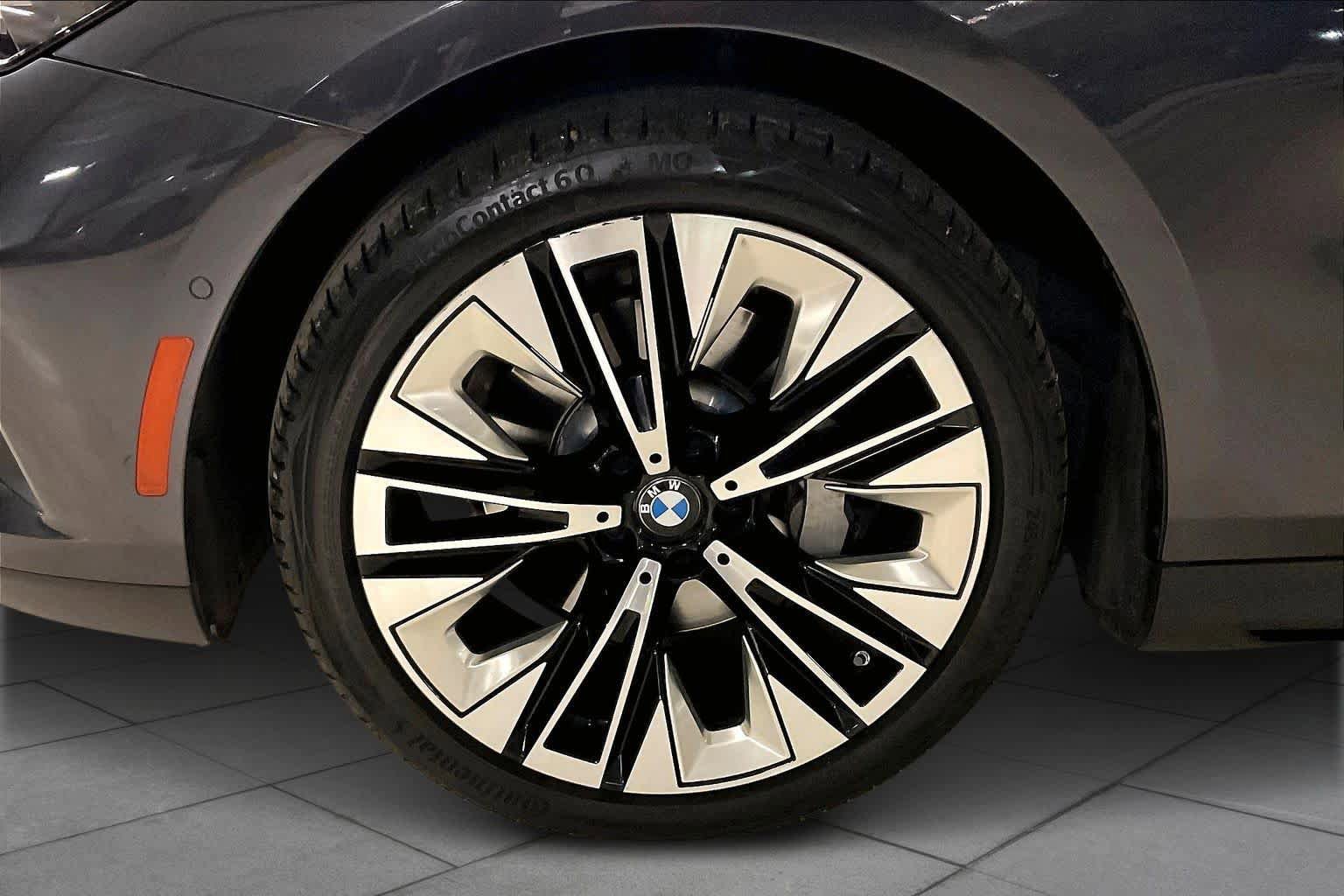 Certified 2025 BMW 530i image 10