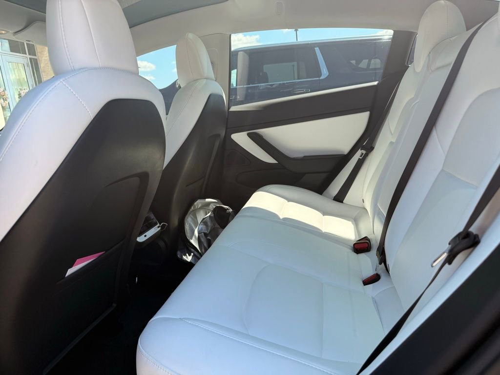 Used 2019 Tesla Model 3 Performance image 8