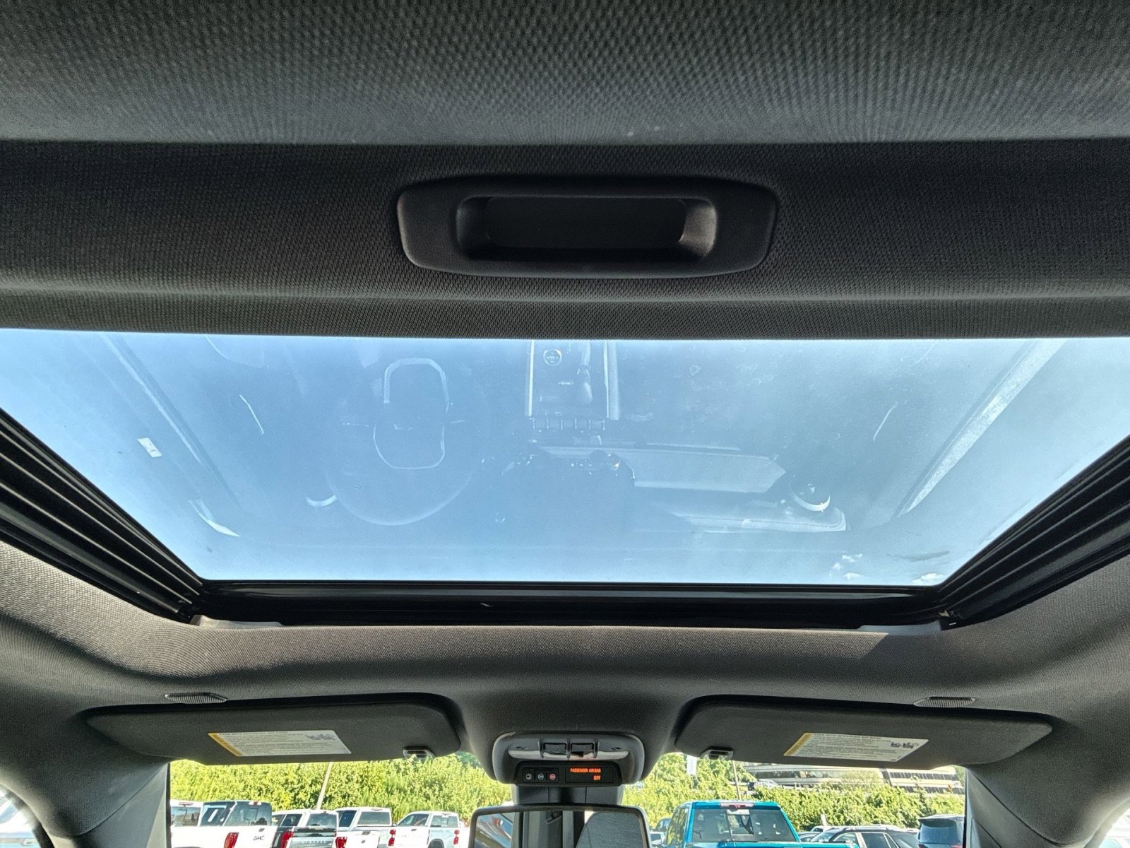 New 2025 Chevrolet Colorado Z71 w/ Midnight Edition image 24