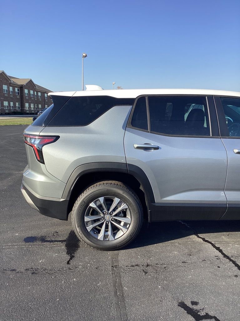 New 2026 Chevrolet Equinox LT w/ Convenience Package II image 6