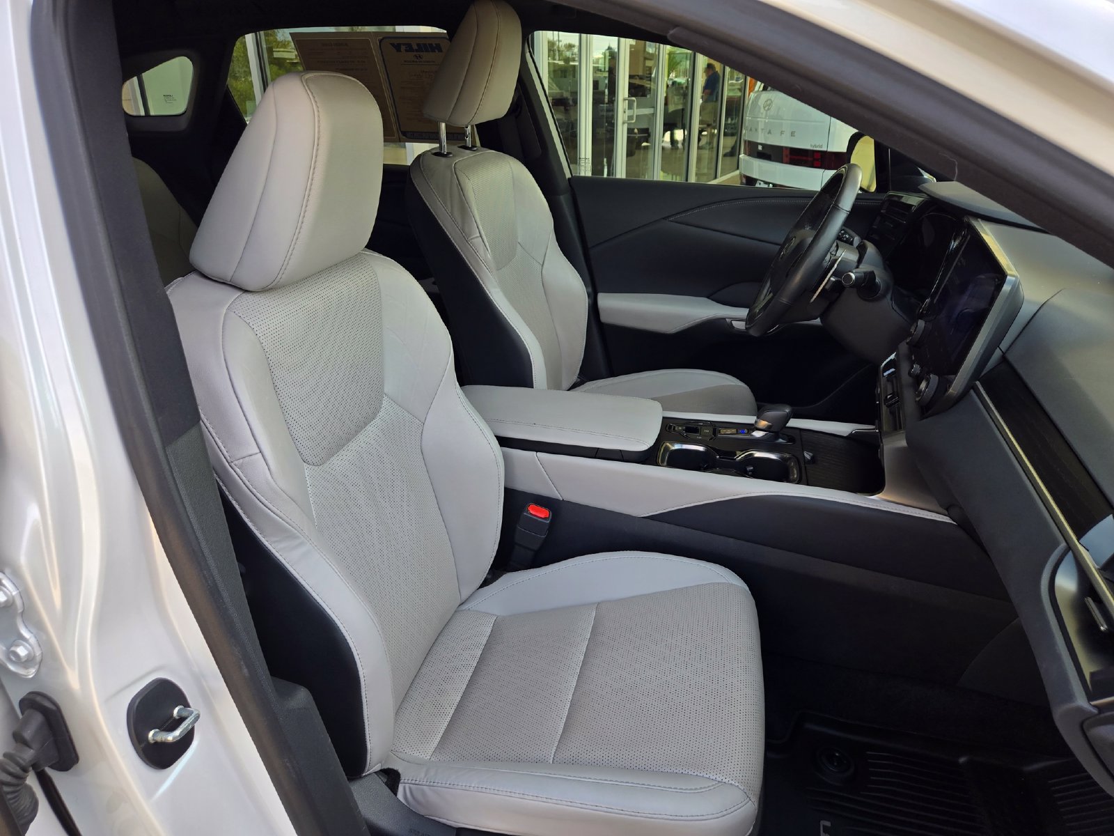 Used 2023 Lexus RX 350 Premium Plus w/ Accessory Package (Z1) FWD image 25