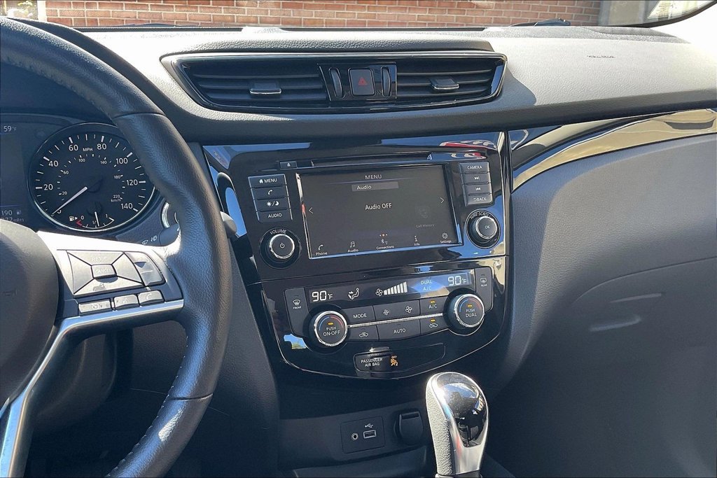 Used 2022 Nissan Rogue Sport SV AWD/4WD image 6