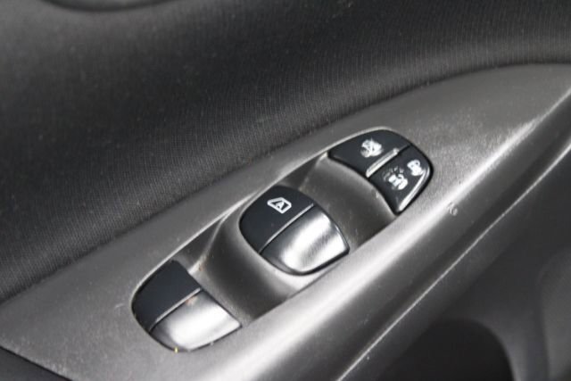 Used 2019 Nissan Sentra S FWD image 7
