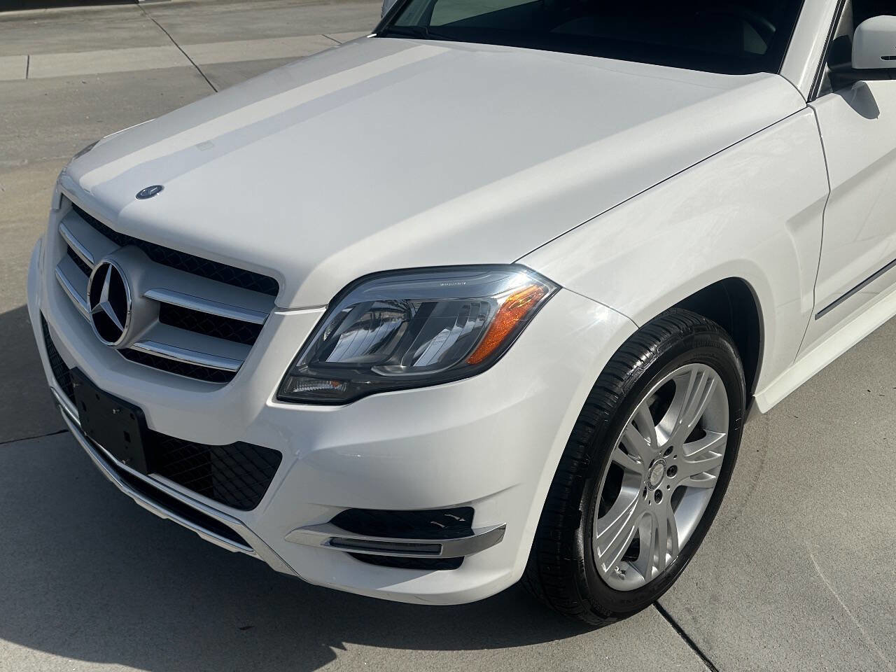 Used 2015 Mercedes-Benz GLK 350 GLK 350 4MATIC AWD 4dr SUV image 14