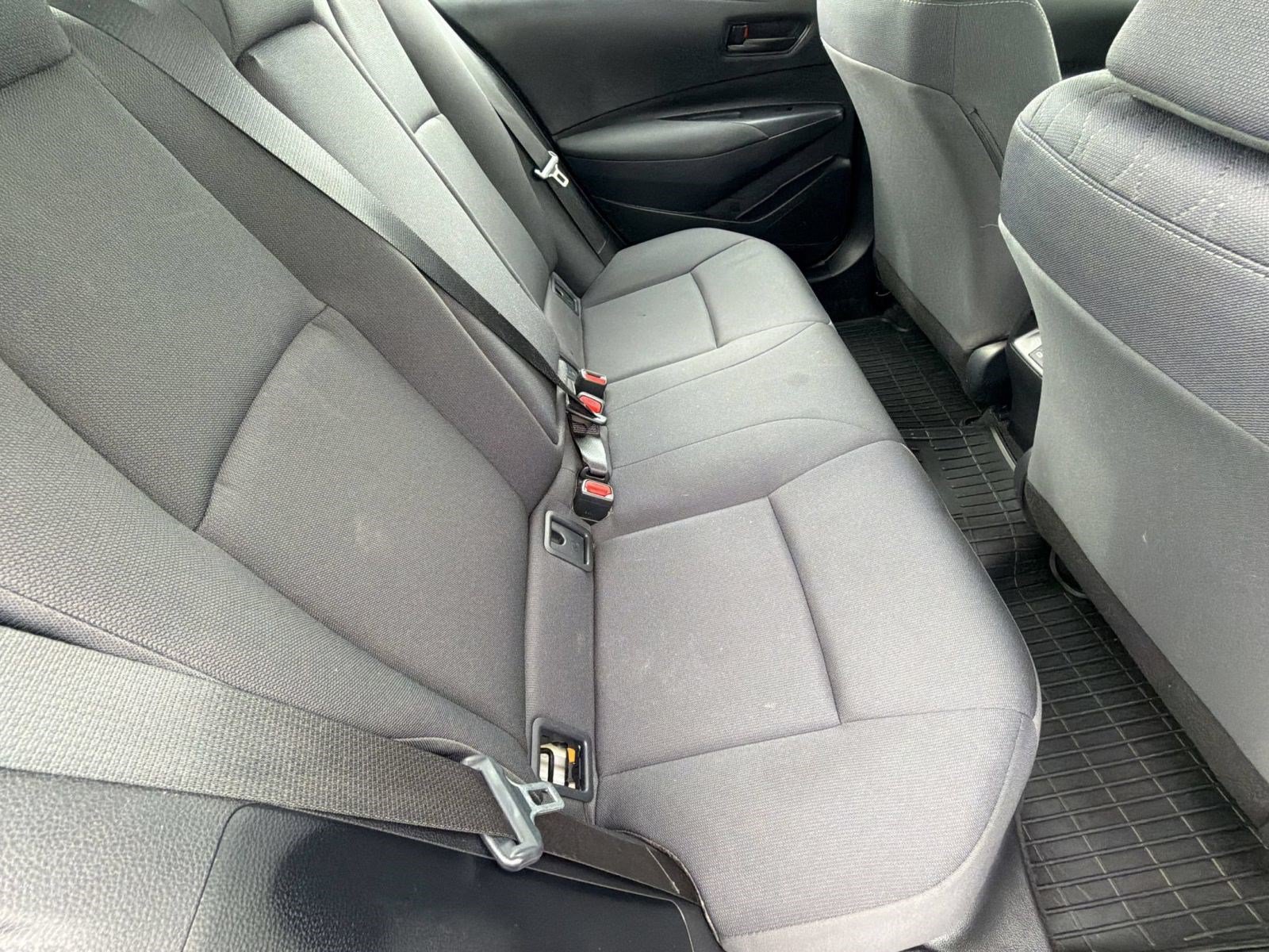 Used 2025 Toyota Corolla LE FWD image 33