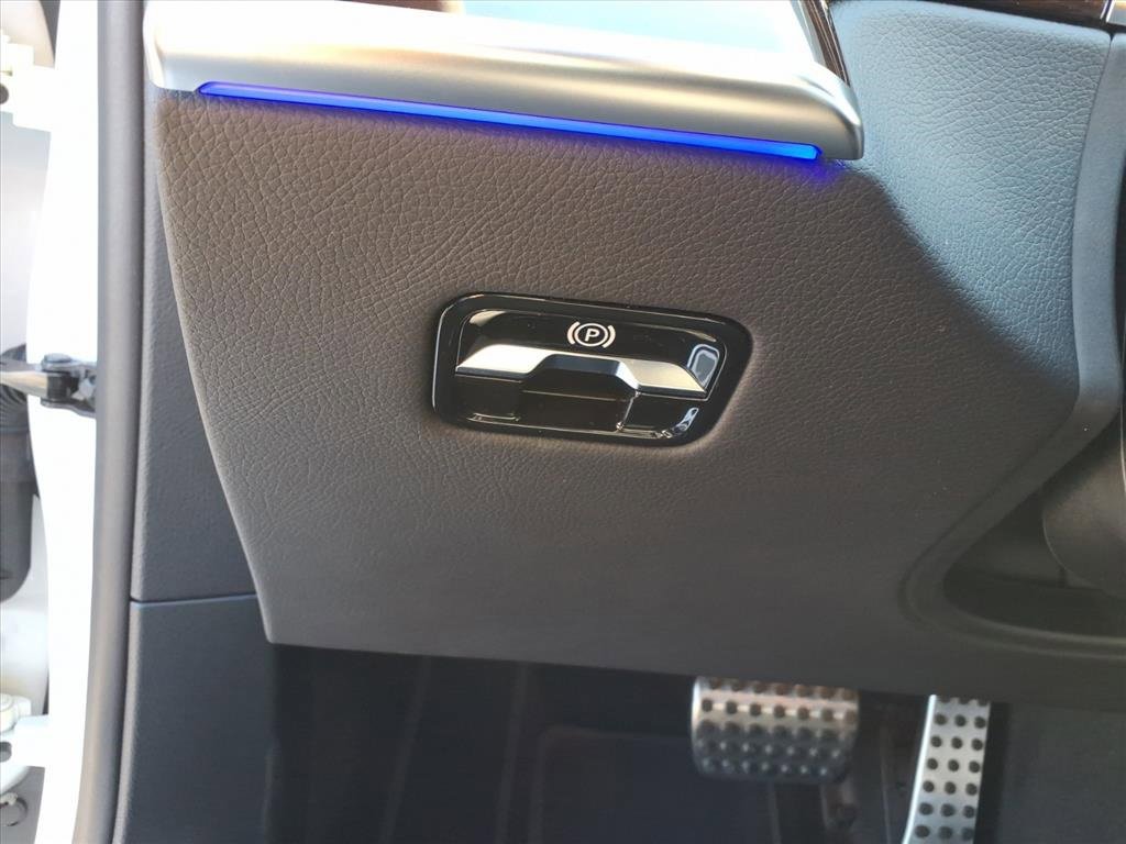 New 2026 Mercedes-Benz S 580 4MATIC Sedan image 17