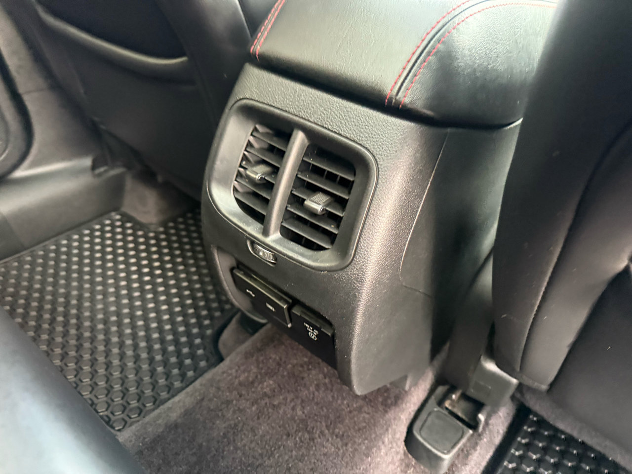 Used 2019 Jeep Cherokee Trailhawk image 19