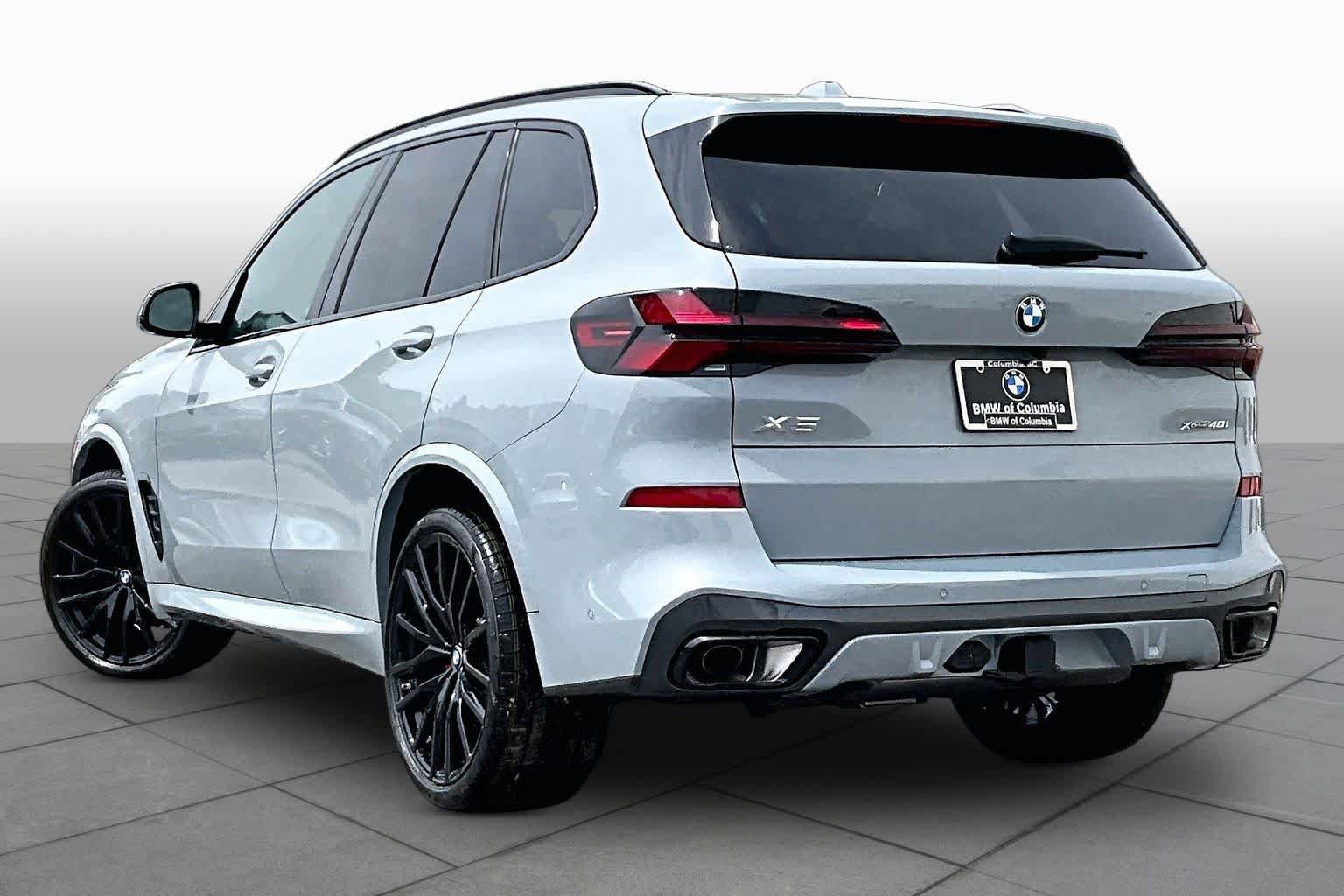 New 2026 BMW X5 xDrive40i w/ M Sport Package AWD/4WD image 12
