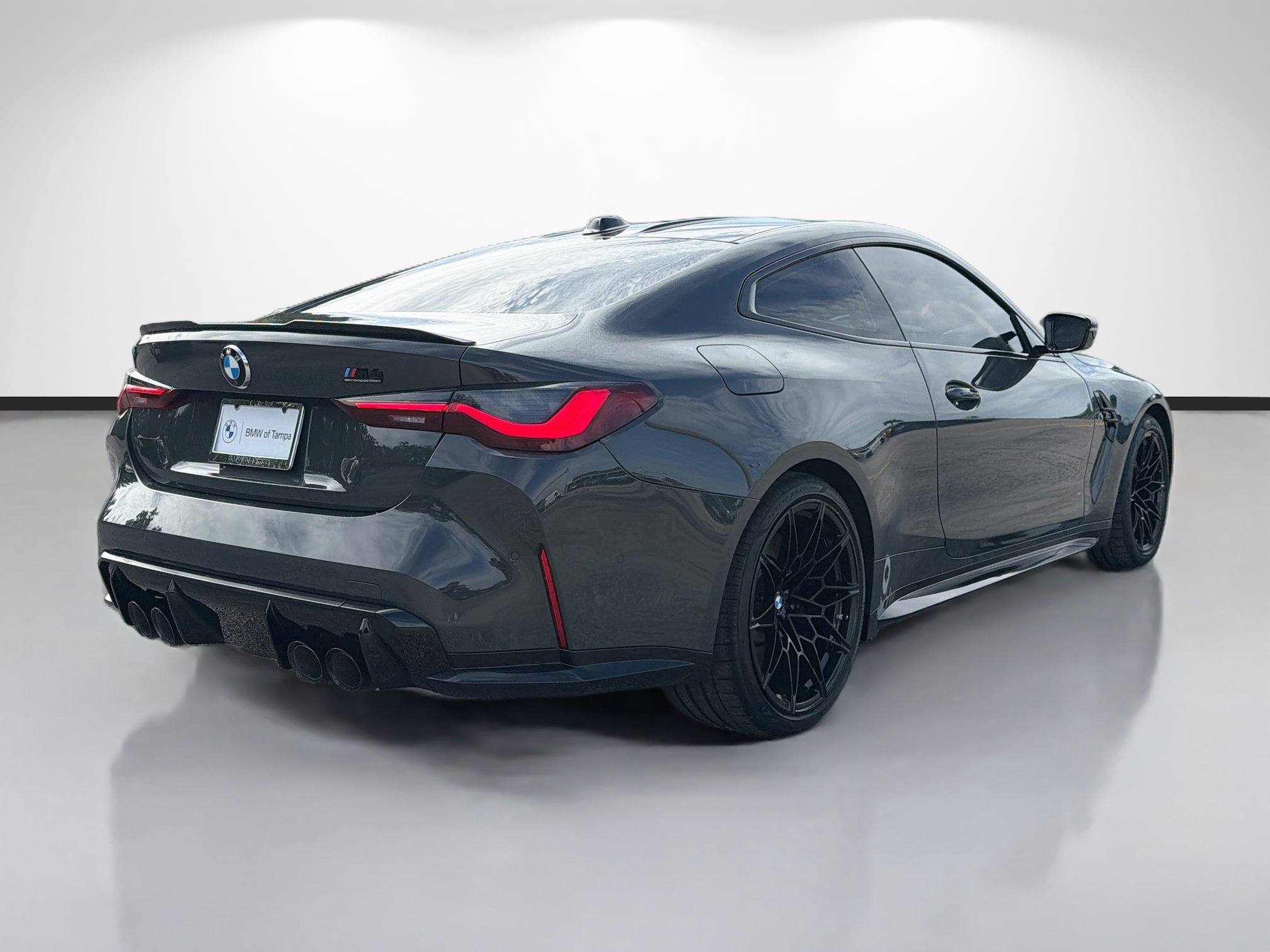 Used 2024 BMW M4 Competition w/ Executive Package RWD image 3