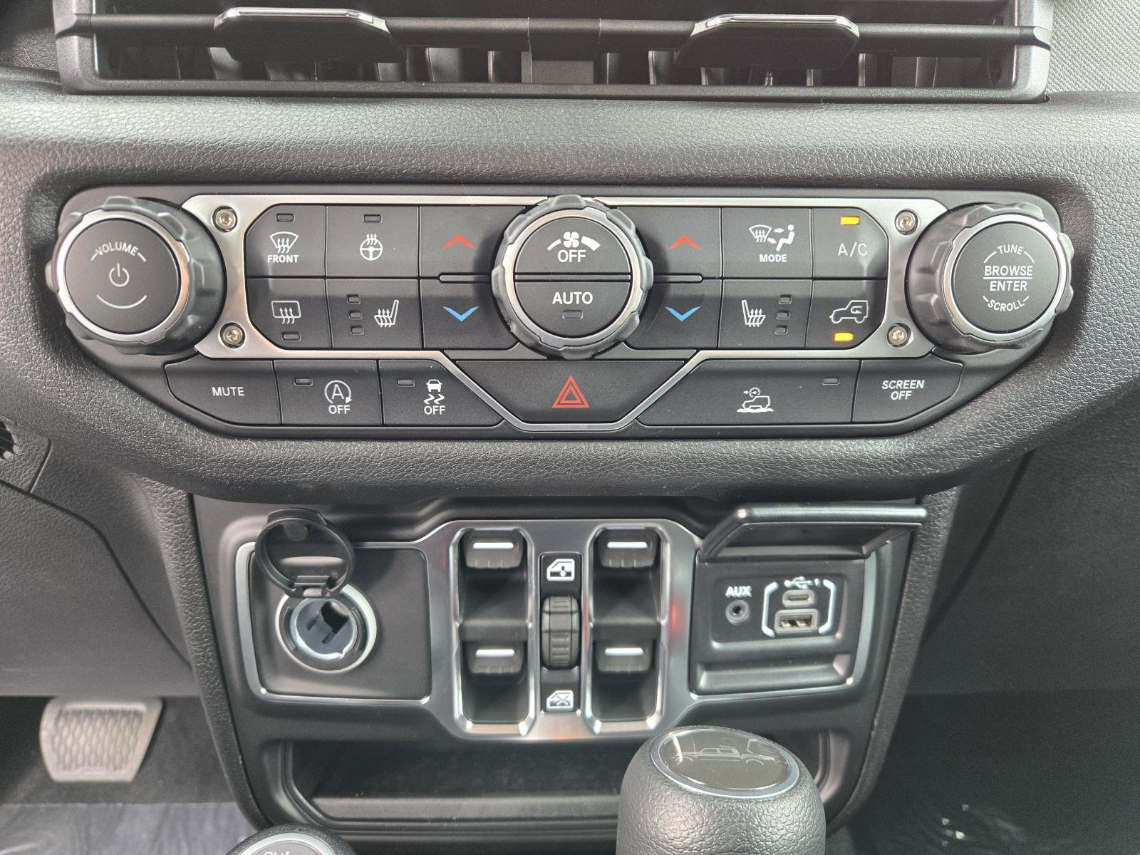 New 2026 Jeep Gladiator Sport AWD/4WD image 14