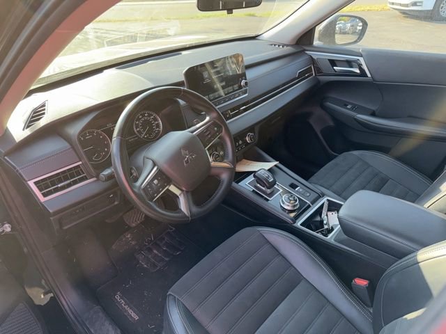 Used 2024 Mitsubishi Outlander SE image 8