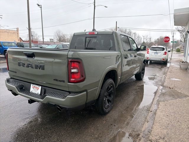 New 2026 RAM 1500 4x4 Crew Cab image 3